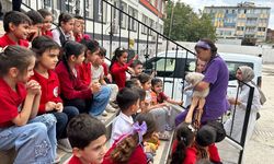 Çocuklara hayvan sevgisi buluşması