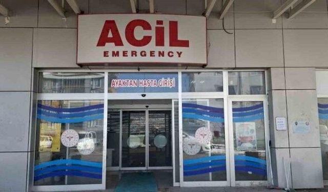 Motosiklet takla attı: 2 yaralı
