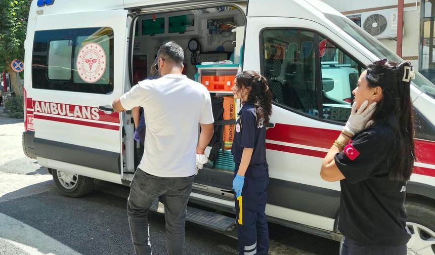 Bıçaklı saldırıya uğrayan kişi yaralandı