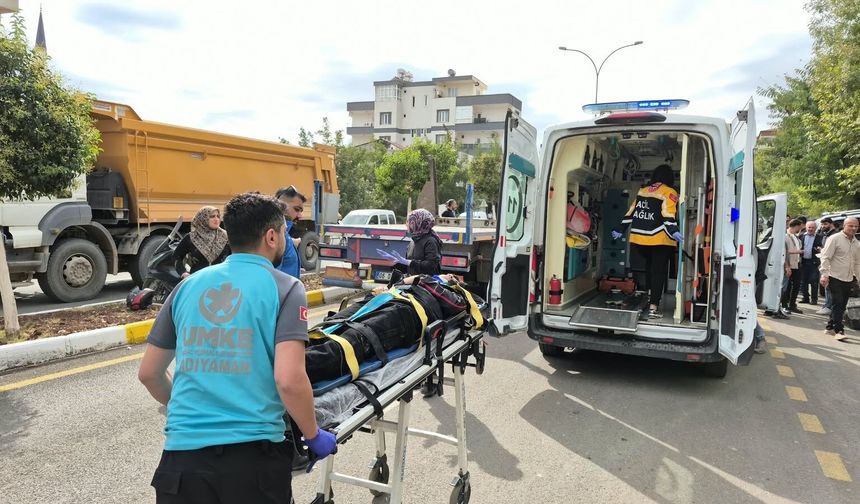 İki motosiklet çarpıştı: 1 yaralı